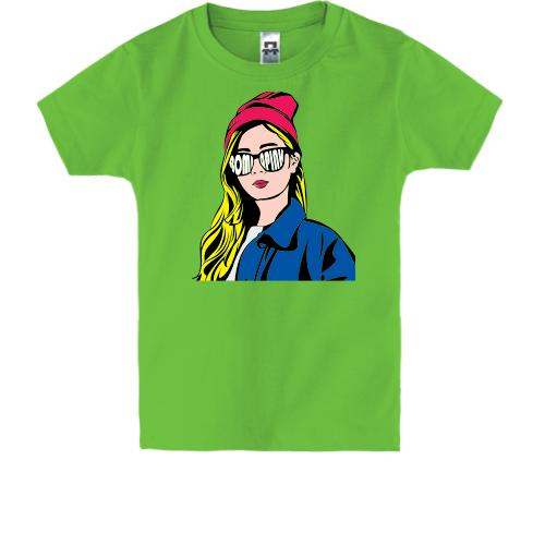 Детская футболка с девушкой в стиле поп-арт