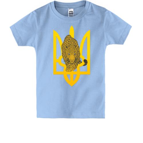 Детская футболка с гепардом на фоне тризуба