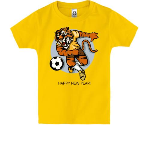 Дитяча футболка з тигром-футболістом