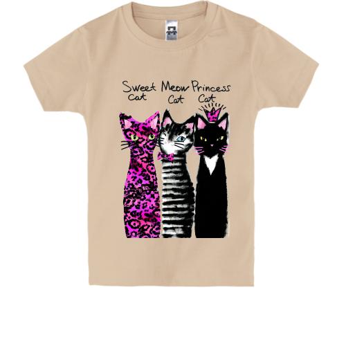 Дитяча футболка з трьома котами 