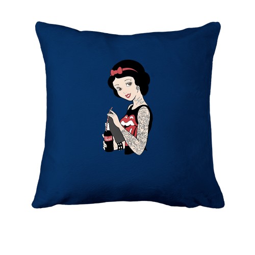 Подушка с Белоснежкой и колой