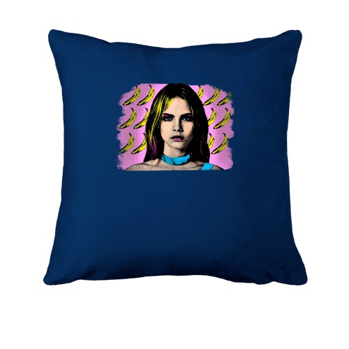 Подушка с Карой Делевинь (поп-арт)
