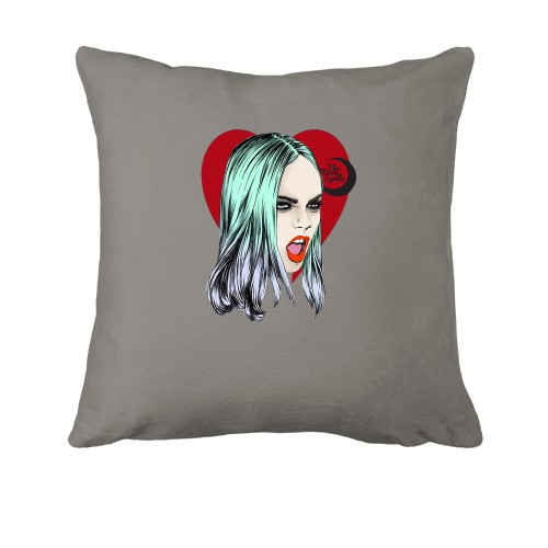 Подушка з Карою Делевінь і сердечком