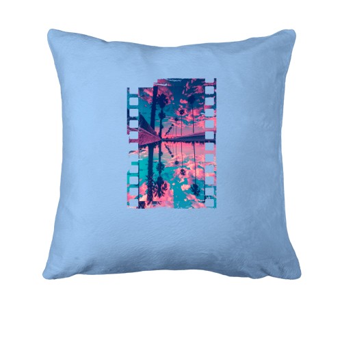 Подушка с дорогой и пальмами