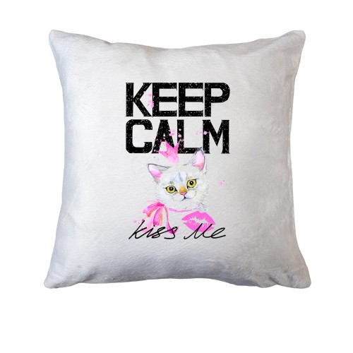 Подушка с котенком Keep calm and kiss me