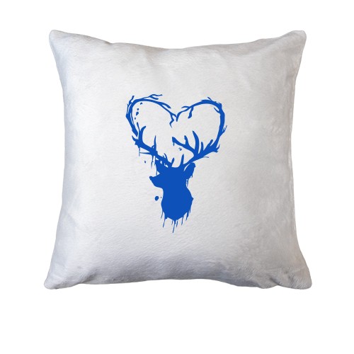 Подушка с рогами оленя в виде сердца