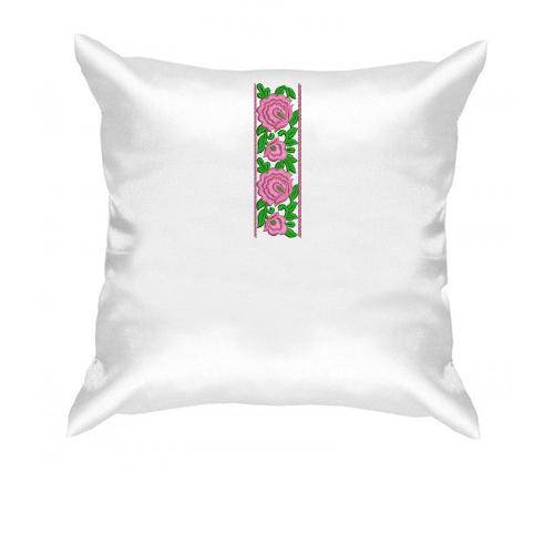 Подушка з рожевими квітами вишиванкою