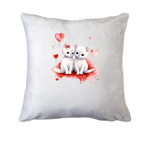 Подушка с влюбленными кошечками
