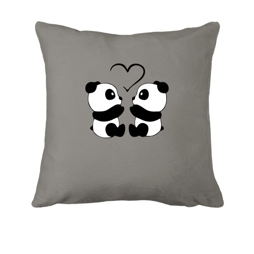 Подушка с влюблёнными пандами и сердцем