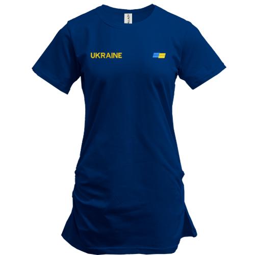 Подовжена футболка Ukraine з міні прапором на грудях