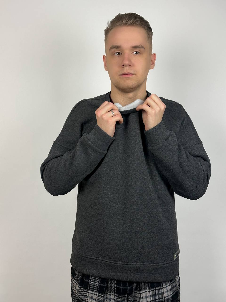 Свитшот антрацит "ALLAZY" реальное фото