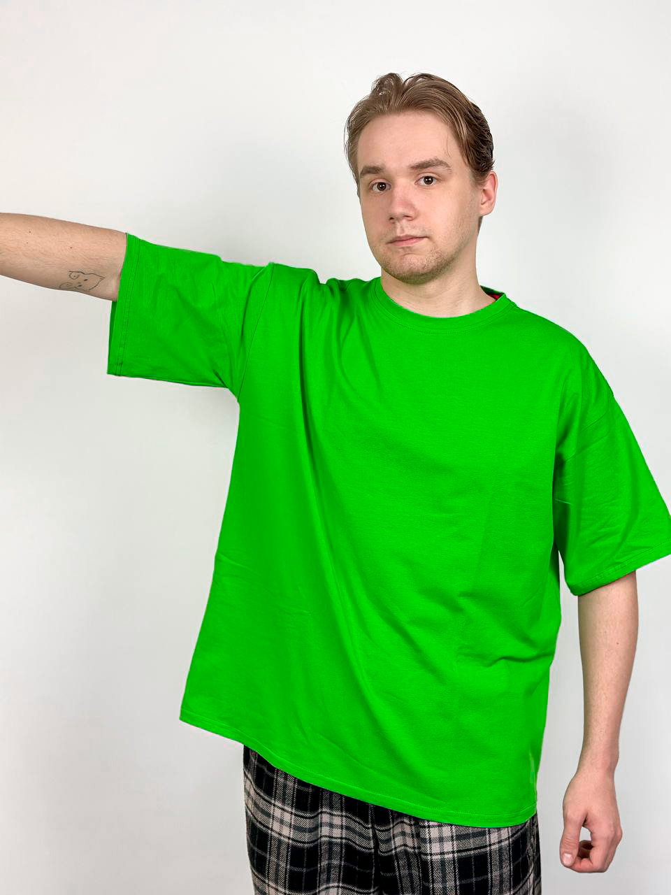 ЗЯрко-зленая футболка Oversize "ALLAZY" реальное фото