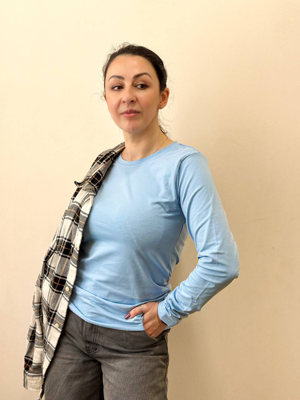 Блакитний жіночий лонгслів "ALLAZY" реальне фото Блакитний жіночий лонгслів "ALLAZY" реальне фото