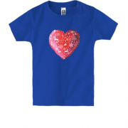 Детская футболка с сердечком в новогодних узорах