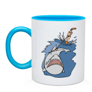 Чашка с акулой и серфингисткой