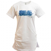Подовжена футболка з написом "SEA"