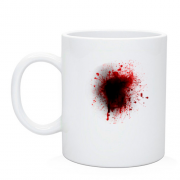 Чашка с кровавым пятном
