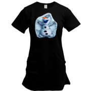 Подовжена футболка зі сніговиком в снігу