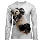 Женский 3D лонгслив с пандой в снегу