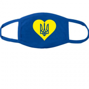 Тканинна маска для обличчя з гербом України в серце