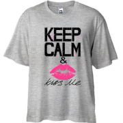Футболка Oversize Keep calm & kiss me