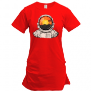 Подовжена футболка з космонавтом "Відображення"