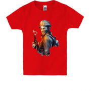 Детская футболка с человеком и коктейлем Молотова