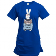 Подовжена футболка із зайцем у светрі "З Новим Роком"