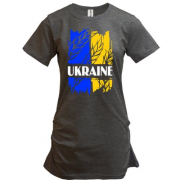 Туника с надписью "Ukraine" на фоне флага