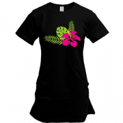Подовжена футболка з тропічними квітами (2)