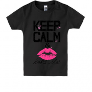 Детская футболка Keep calm & kiss me