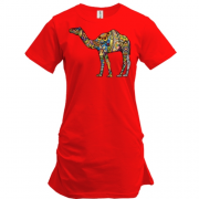 Подовжена футболка з вітражним верблюдом
