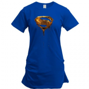 Подовжена футболка зі значком супермена що стікає
