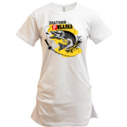 Подовжена футболка зі щукою "Знатний рибалка"