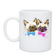 Чашка с котятами в очках и с бабочками