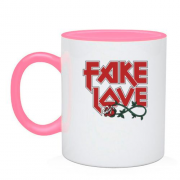 Чашка с надписью "Fake love"