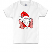 Детская футболка "Санта сидит с шапкой на глазах"