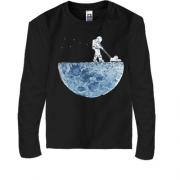 Детская футболка с длинным рукавом с космонавтом на луне