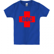 Детская футболка с красным крестом "DOC"