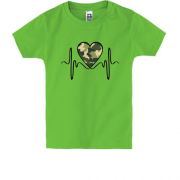 Дитяча футболка з серцем піксельний камуфляж