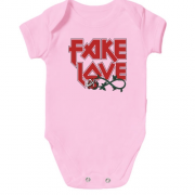 Дитячий боді з написом "Fake love"