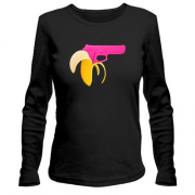 Жіночий лонгслів с банановым пистолетом
