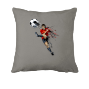 Подушка с футболистом и мячом в воздухе