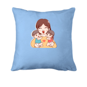 Подушка с мамой и детьми