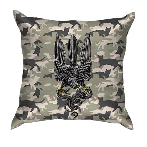 3D подушка Сокіл зі змією (Котофляж) (вид спереду)