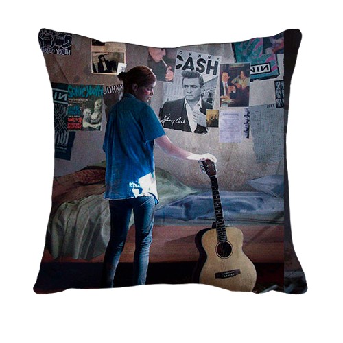 3D подушка Элли с гитарой - TLoU (вид сзади)