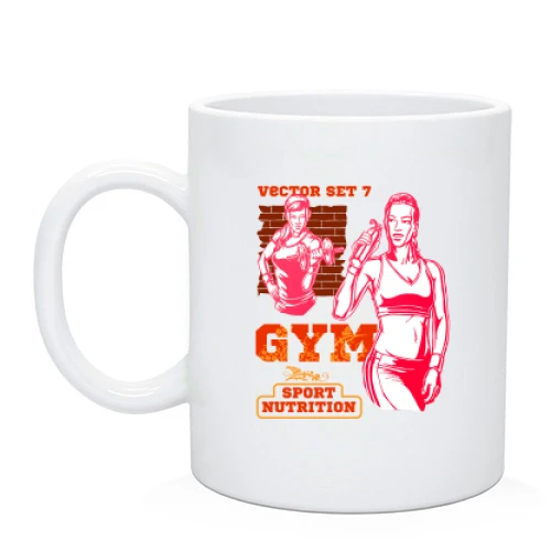 Чашка с девушкой в зале GYM