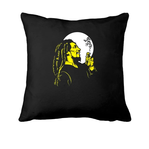 Подушка Bob Marley на фоне луны