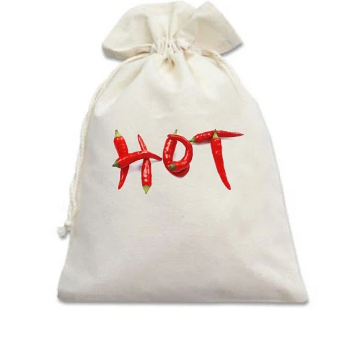 Подарунковий мішечок з написом «HOT», складеним із червоного гострого перцю