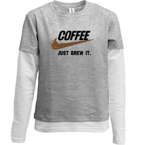 Комбинированный детский лонгслив с надписью «COFFEE JUST BREW IT» и коричневым всплеском в стиле спортивного логотипа